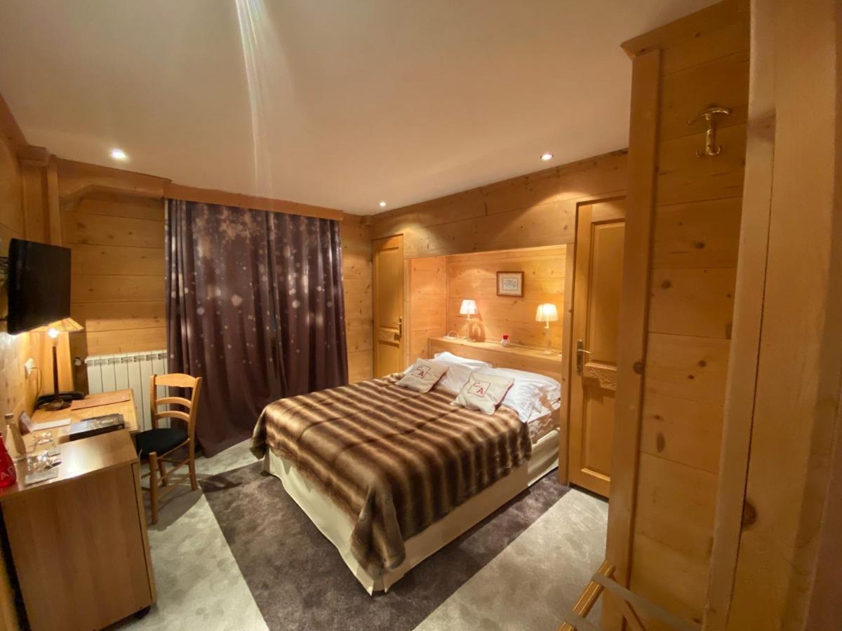 Hotel Le Chalet D'Auron Restaurant Et Spa Exteriör bild