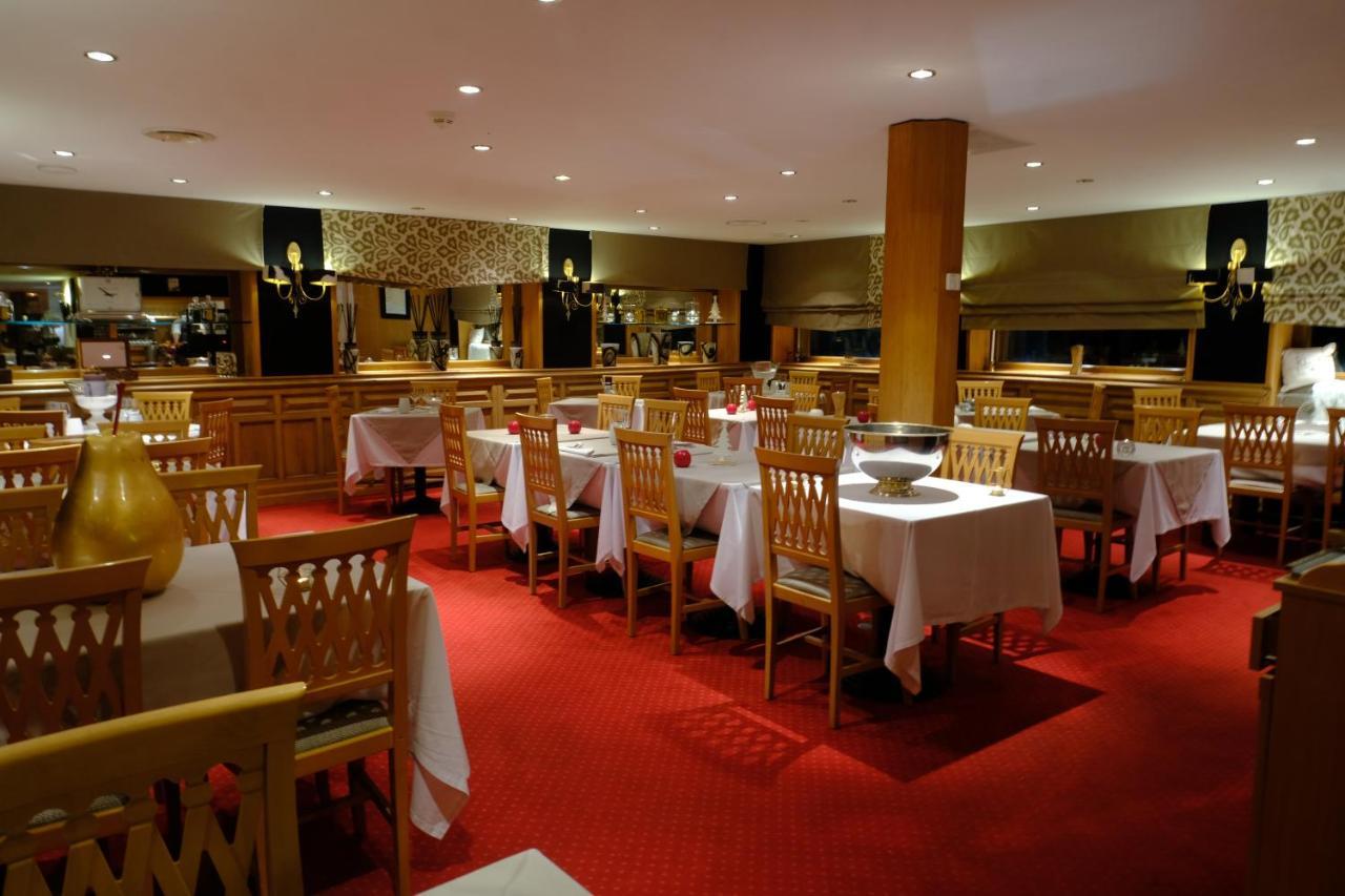 Hotel Le Chalet D'Auron Restaurant Et Spa Exteriör bild