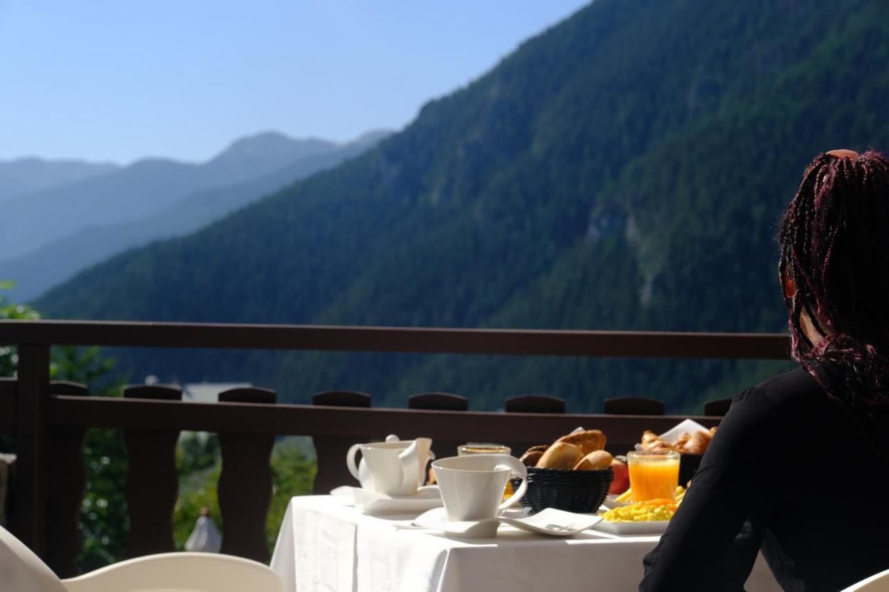 Hotel Le Chalet D'Auron Restaurant Et Spa Exteriör bild