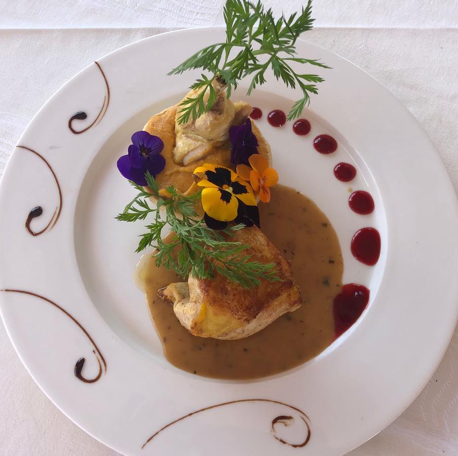 Hotel Le Chalet D'Auron Restaurant Et Spa Exteriör bild